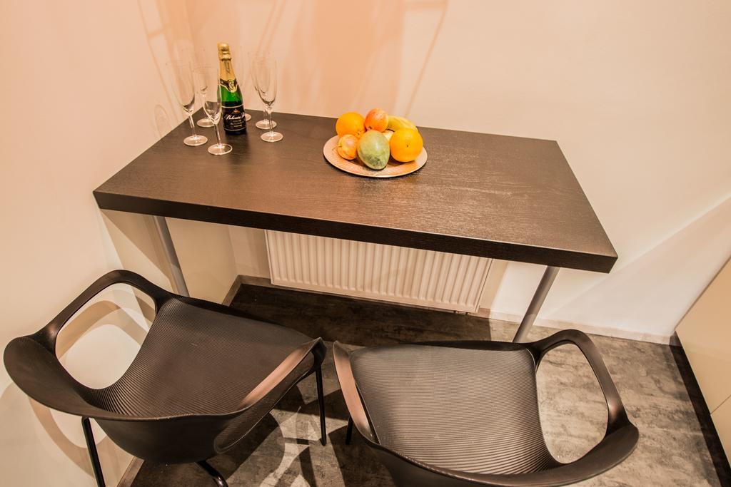Ruterra With Sauna And Billiards Praga